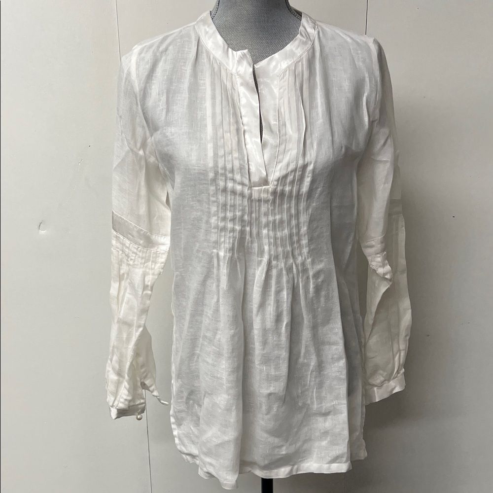 Soft Surroundings White Pleated Linen Blouse.